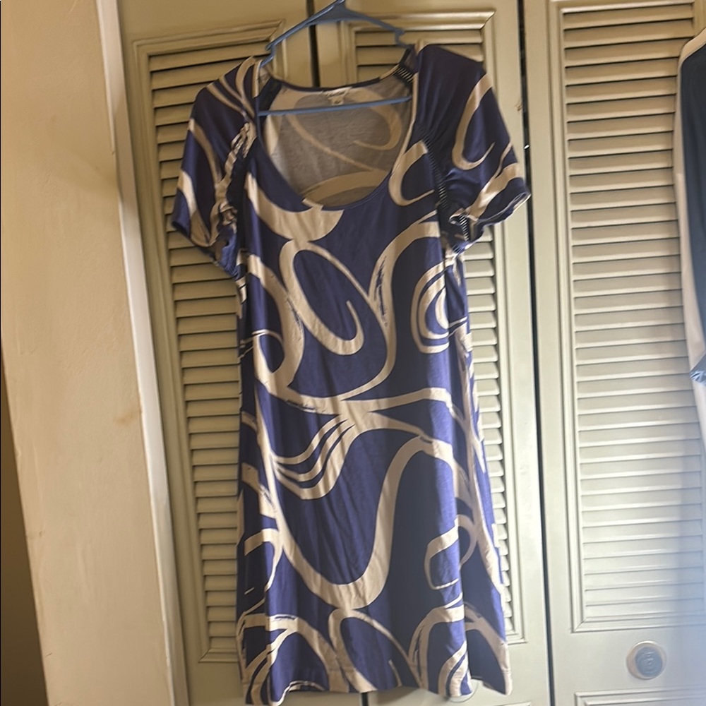 Elegant Blue and White Swirl Dress